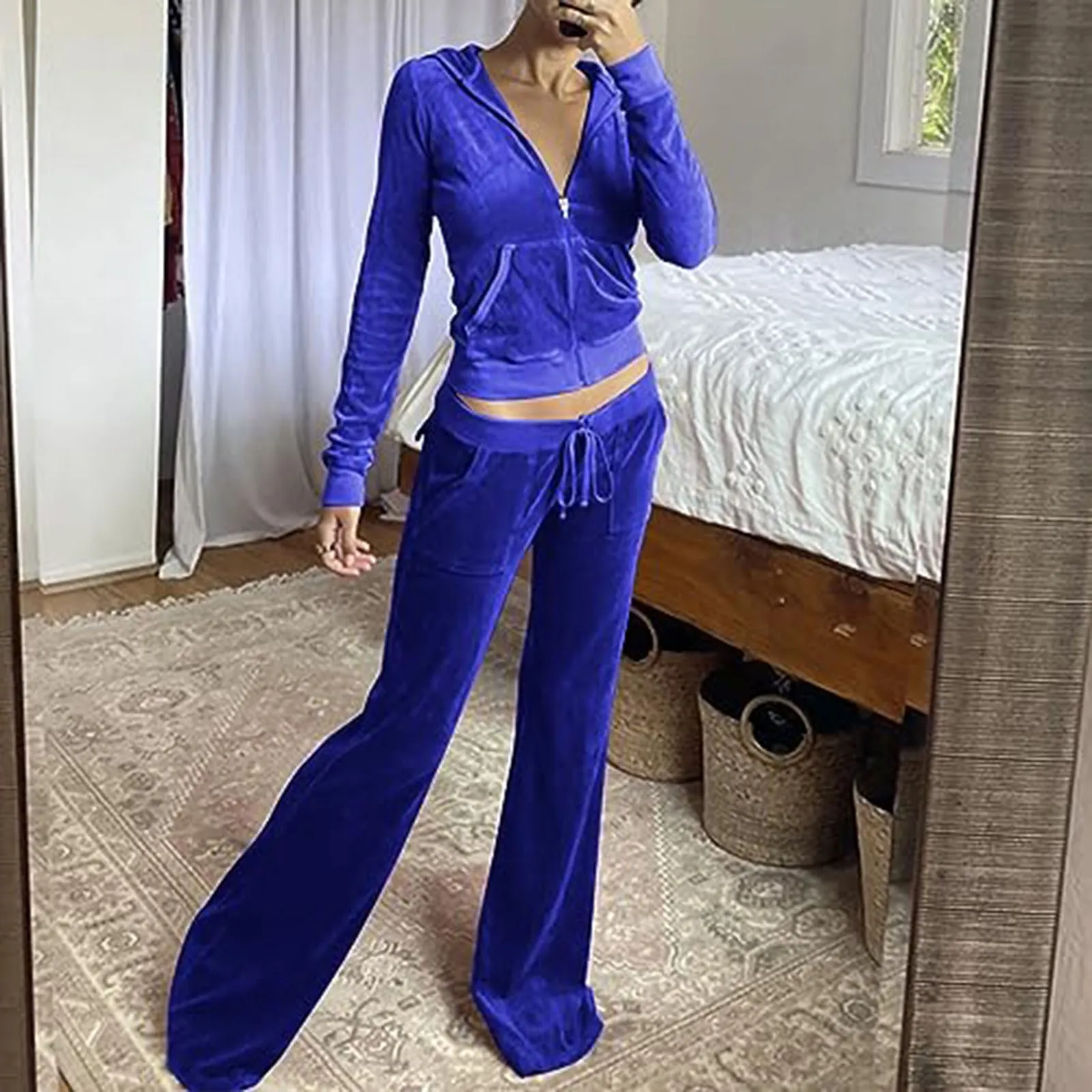 Aksamitny welurowy dres damski z kapturem — bluza i szerokie spodnie Niebieski