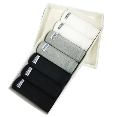Bawelniane majtki damskie w cukierkowych kolorach - zestaw 7 par plus size Czarny