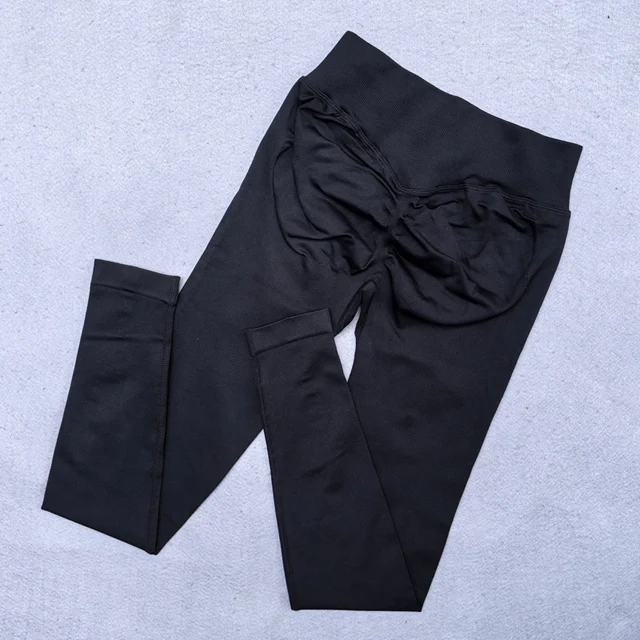 Bezszwowe legginsy do jogi z modelowaniem pośladków Beżowy