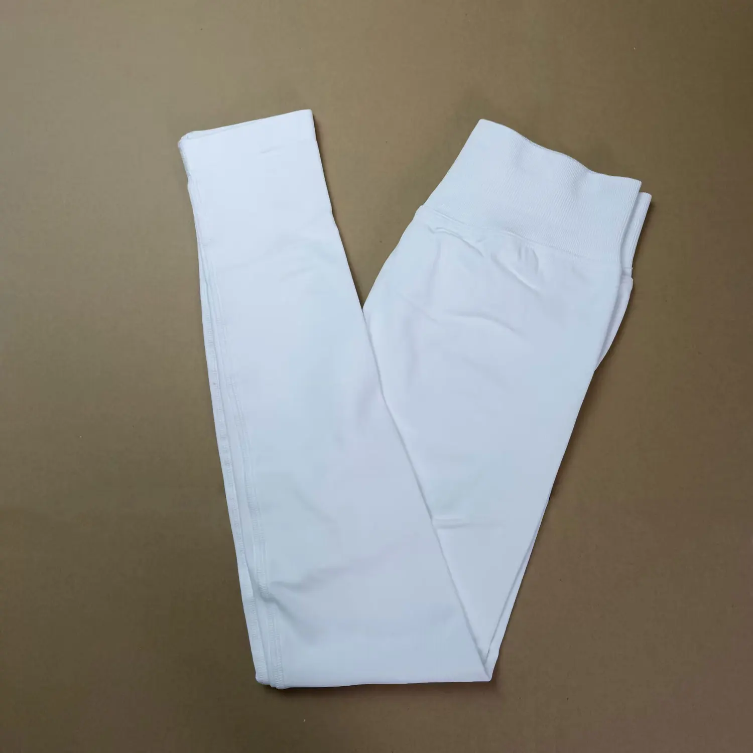 Bezszwowe legginsy sportowe Scrunch Bum damskie z prążkowaną gumką Kolba