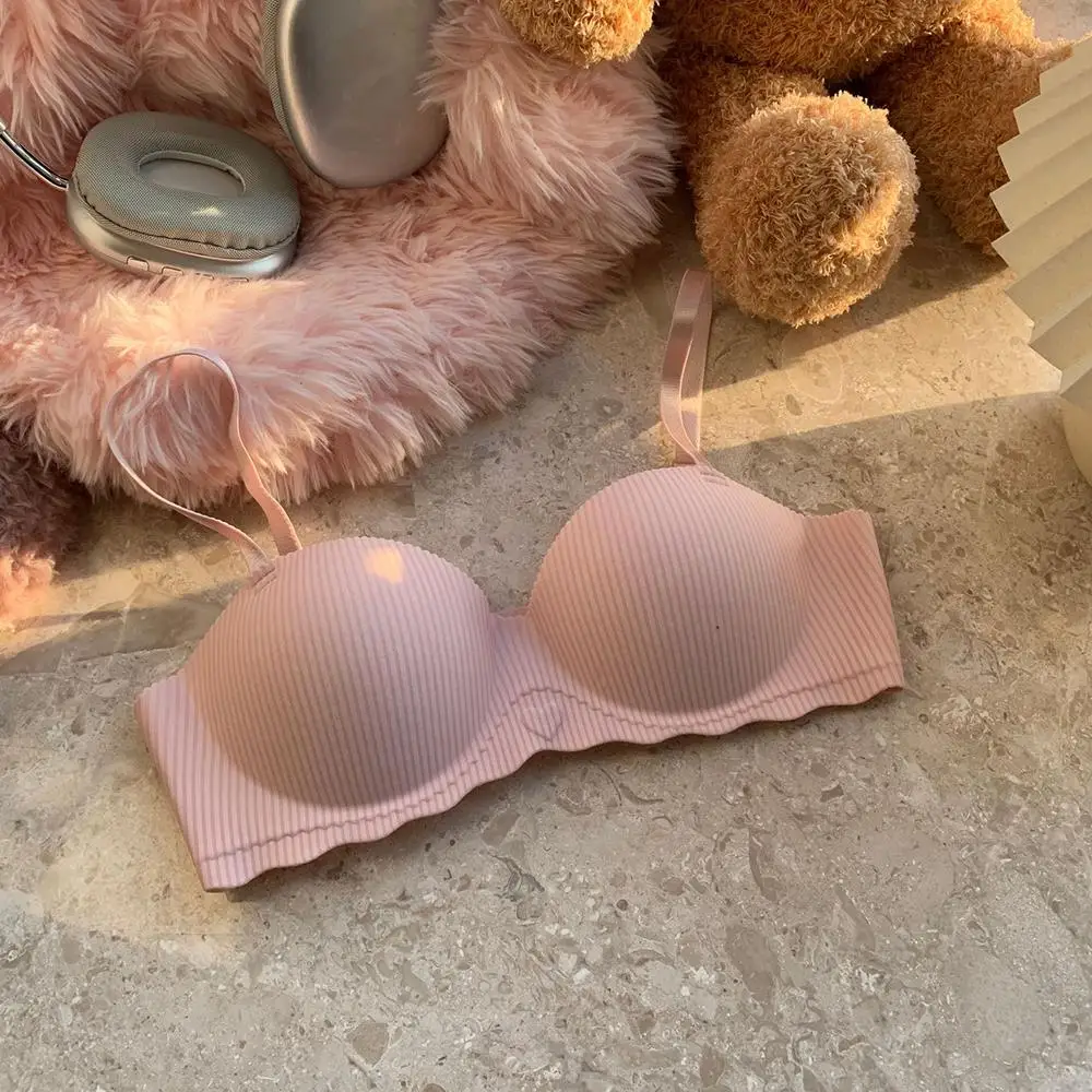 Bezszwowy biustonosz bralette push-up bez fiszbin — miseczki 3/4 Różowy