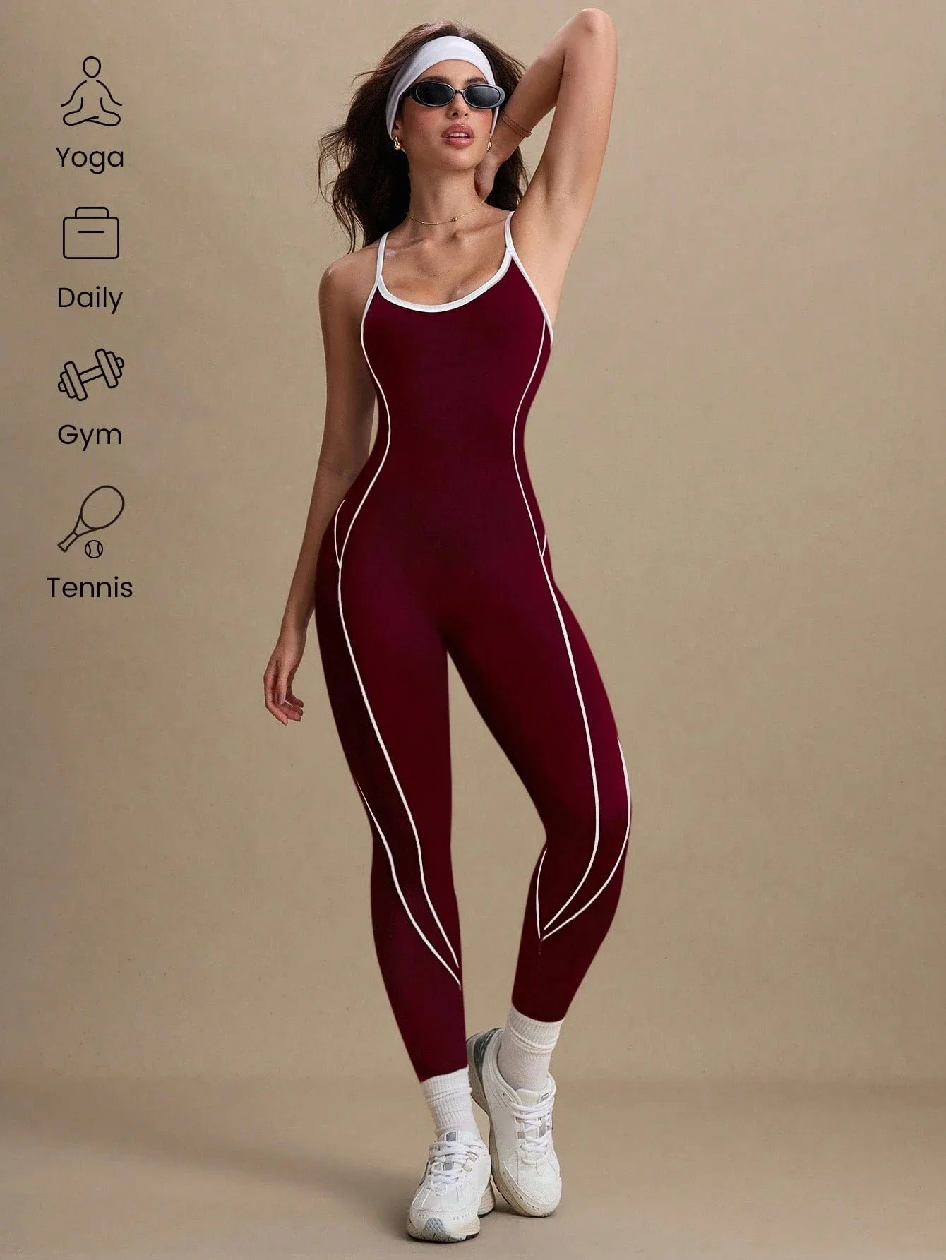 Bezszwowy kombinezon do jogi modelujący sylwetkę Burgundia