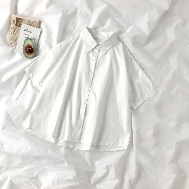 Biała koszula JK z czarnym krawatem preppy styl japoński Beżowy