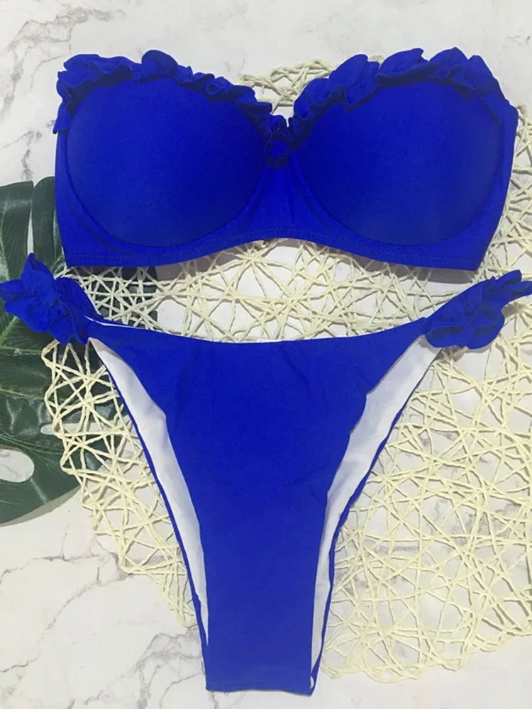Bikini bandeau z falbanką i efektem push-up Niebieski