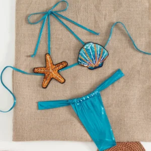 Bikini z cekinami i motywem muszli ze stringami Jezioro błękitne