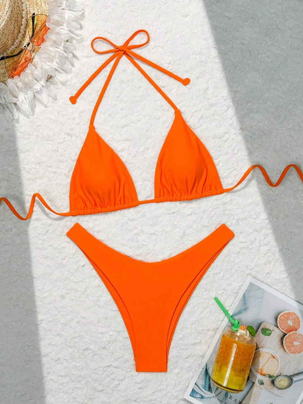 Bikini na szyję ze sznurowaniem i niskim stanem stringi Fioletowy
