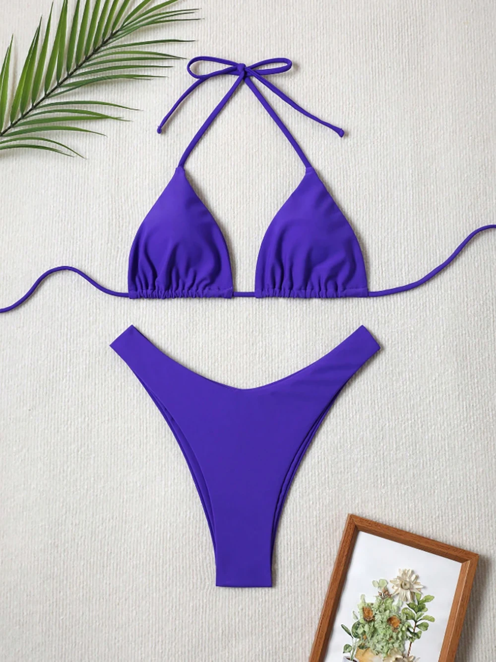 Bikini na szyję ze sznurowaniem i niskim stanem stringi Różowy