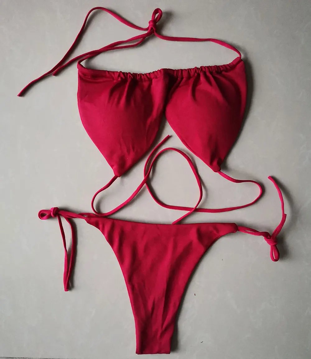 Bikini push-up z usztywnianym biustonoszem i stringami Złoto