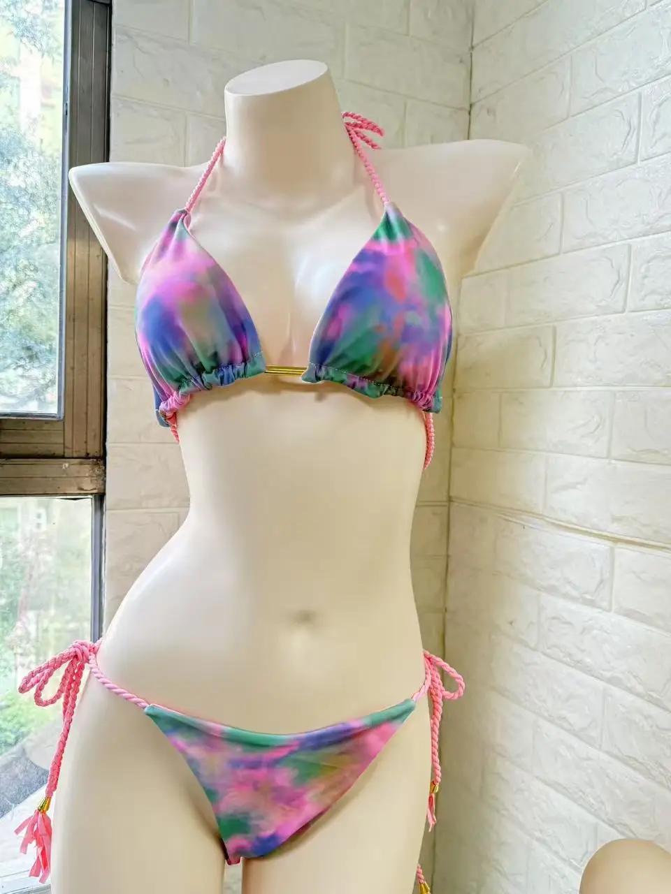 Bikini trójkątne sznurowane z niskim stanem brazylijskie Biały