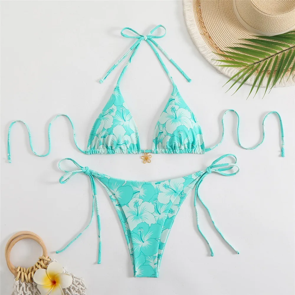 Bikini w kwiaty wiązane na szyję z dołem typu stringi Jasny zielony