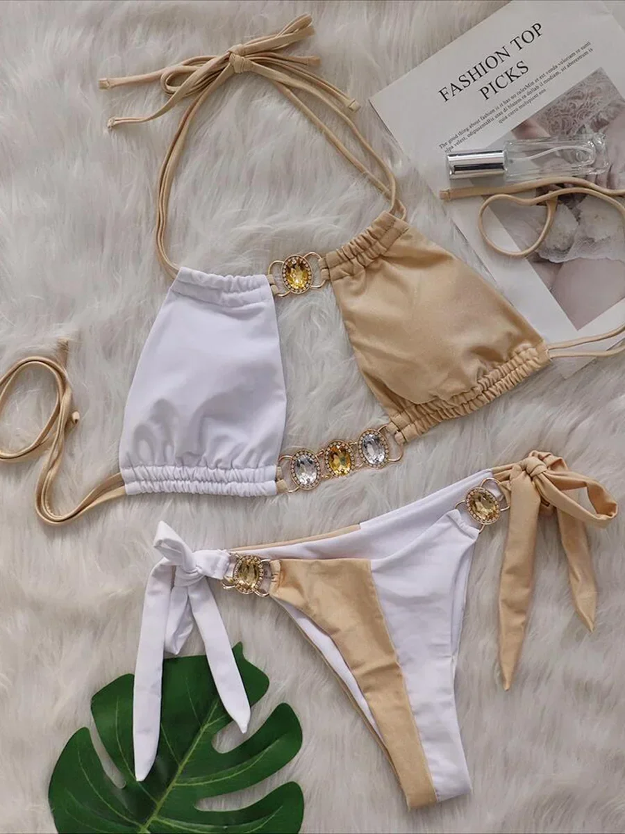 Bikini z cyrkoniami wycinane dwuczęściowe Biały