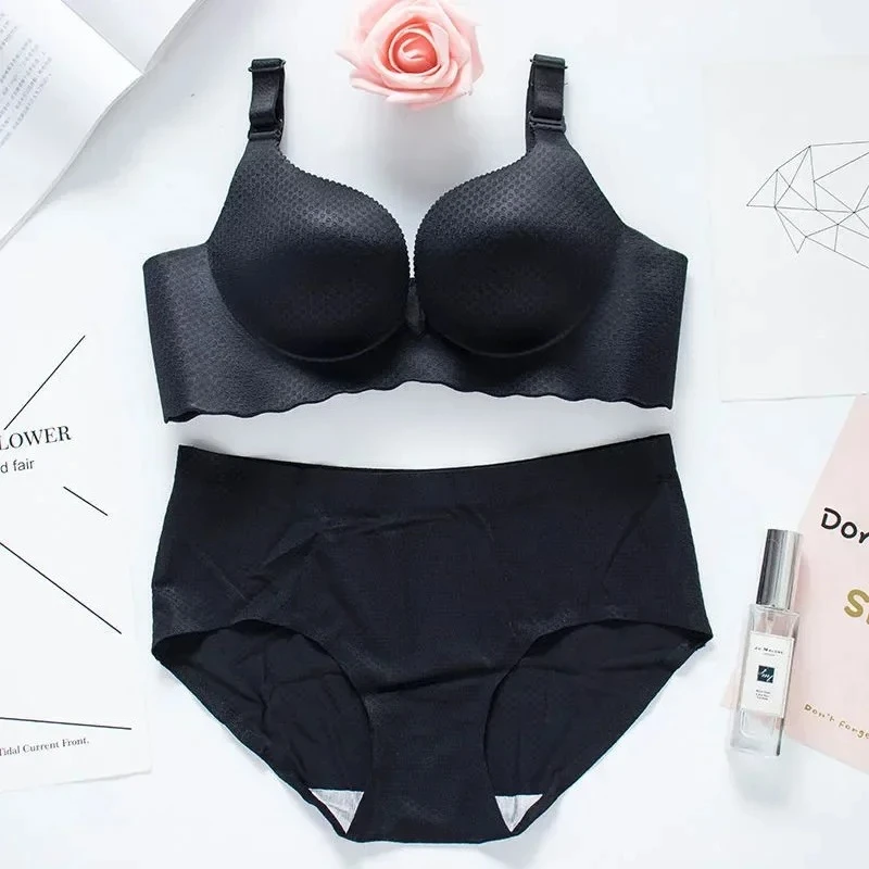 Mocny biustonosz push-up z wkładkami 8 cm dla małego biustu Złoto
