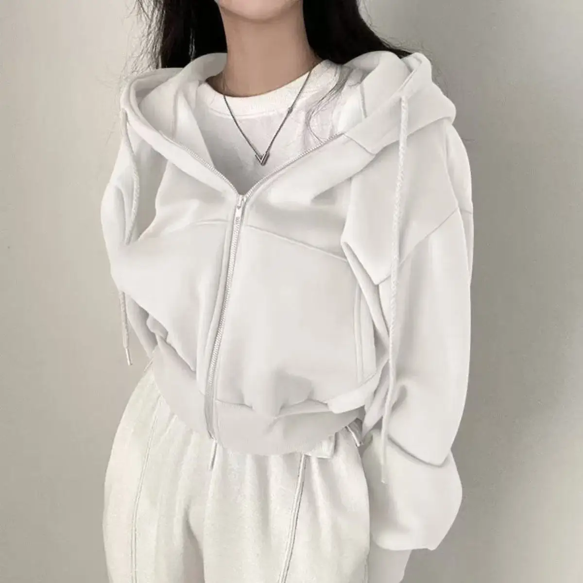 Bluza damska z kapturem i zamkiem streetwear Biały