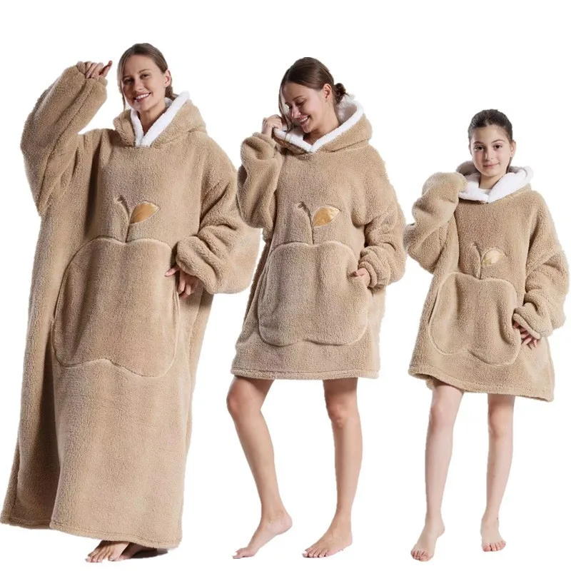 Bluza koc z kapturem oversize – ciepła, z rękawami Niebieski