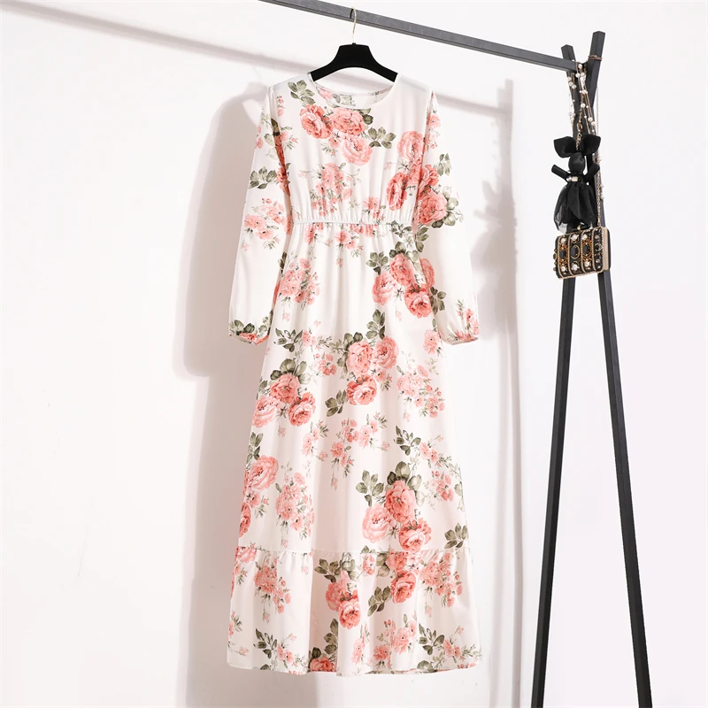 Boho sukienka maxi w kwiaty z długim rękawem na plażę Czarny