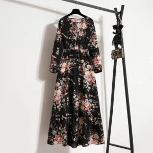 Boho sukienka maxi w kwiaty z długim rękawem na plażę Srebrny