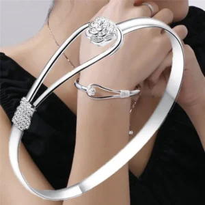 Bransoletka srebrna 925 z kwiatami regulowana – elegancka biżuteria