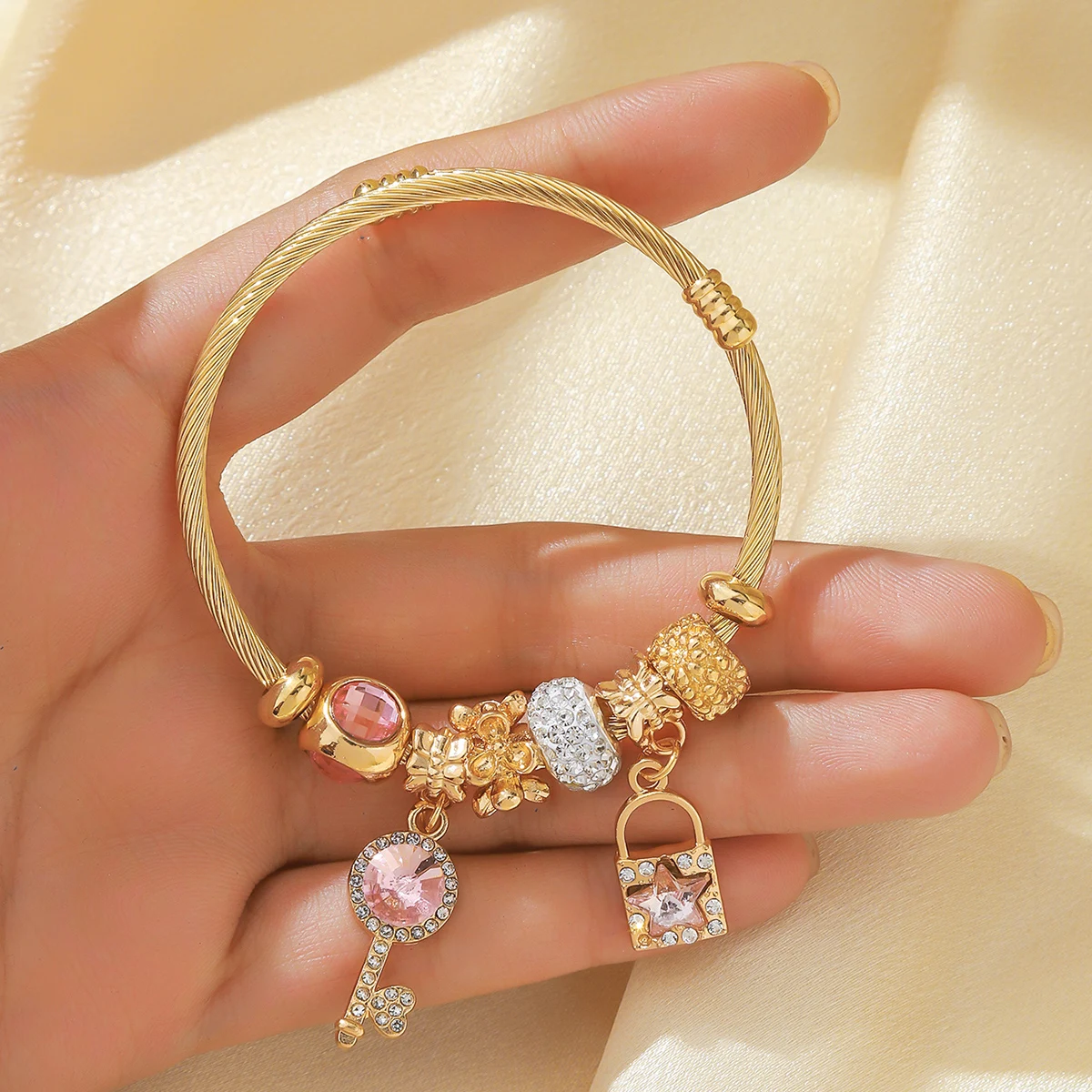 Bransoletka z koralikami w stylu charms Posrebrzane