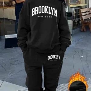 Ciepły dres damski z nadrukiem w stylu miejskim Brooklyn Czarny
