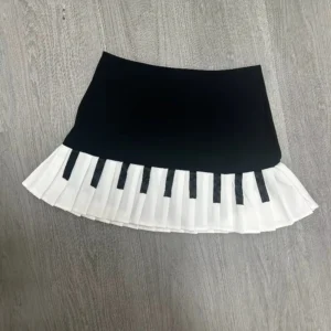 Czarno-biała mini spódniczka damska w stylu Harajuku Czarny