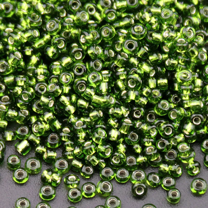 Czeskie szklane koraliki seed ze srebrną lamówką — 30 kolorów Szampan