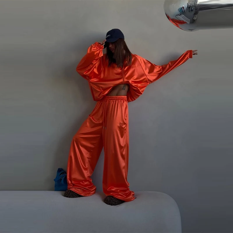 Damski komplet satynowy: kurtka ze stójką i szerokie spodnie Pomarańczowy