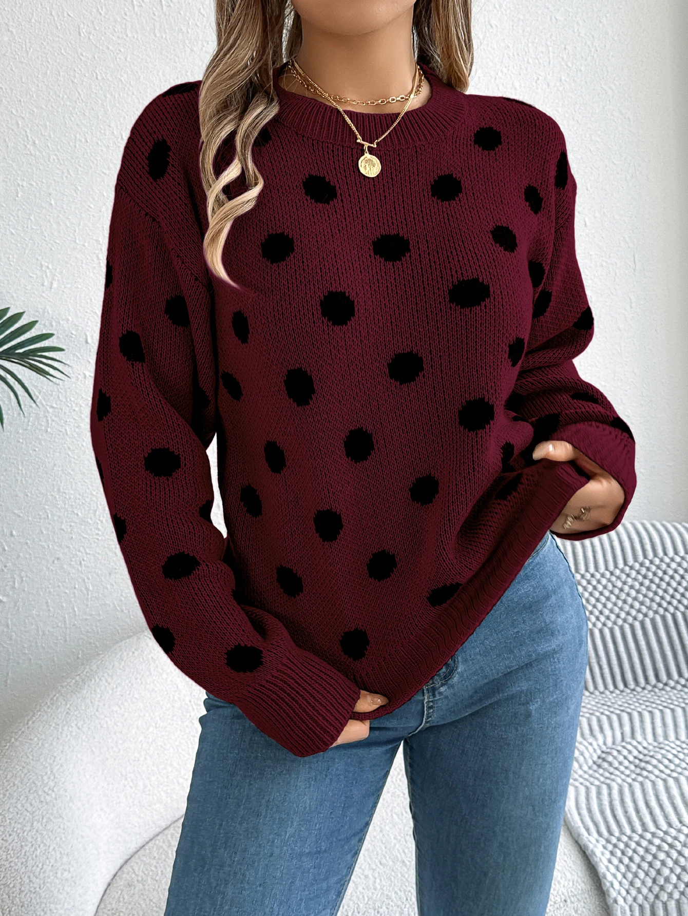 Damski sweter dzianinowy w kropki z rękawem typu latarnia Burgundia