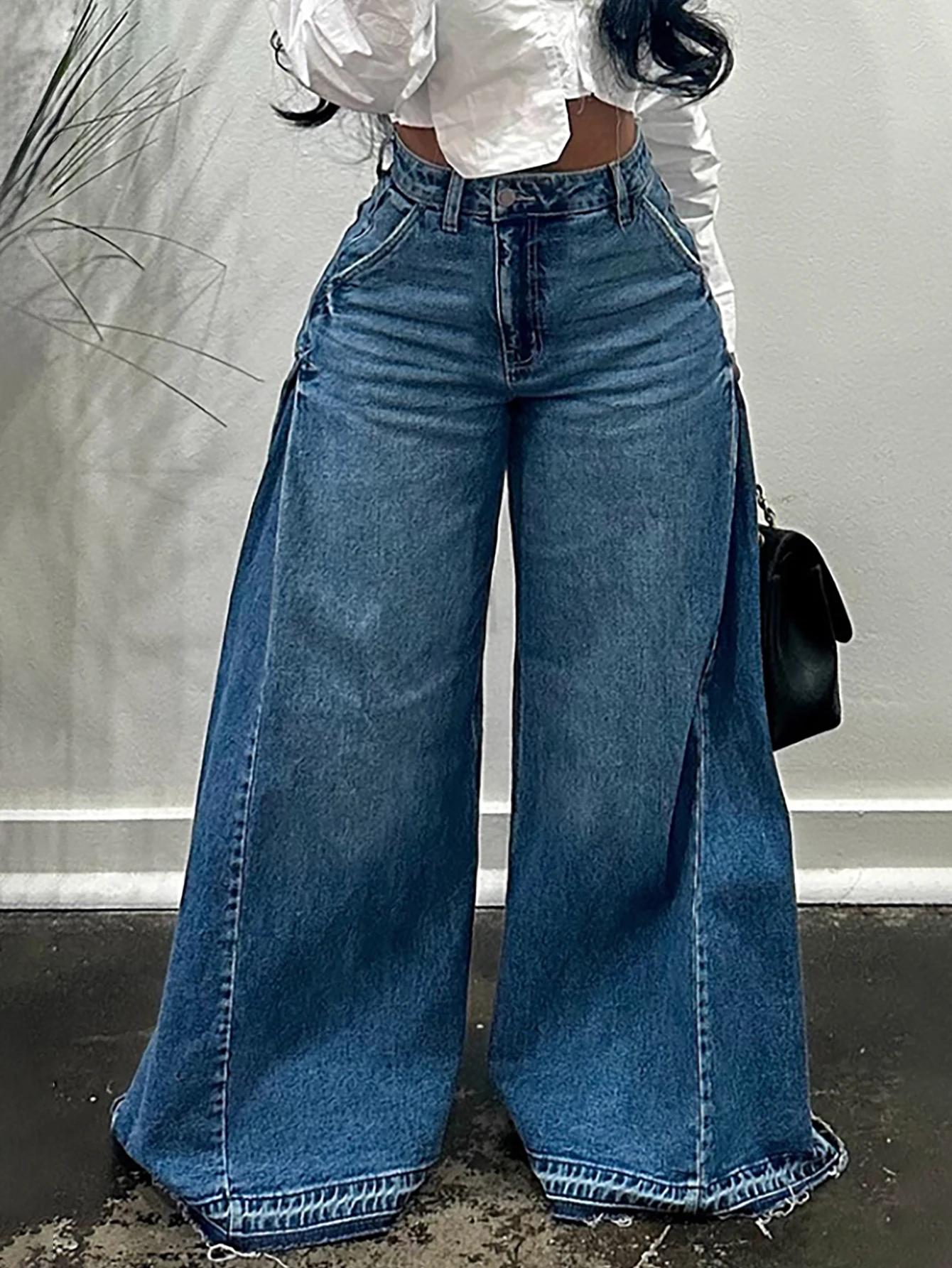 Damskie jeansy vintage Y2K z szerokimi nogawkami i dzwonami do ziemi Niebieski