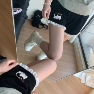 Damskie szorty kawaii z szerokimi nogawkami i elastyczną talią Czarny