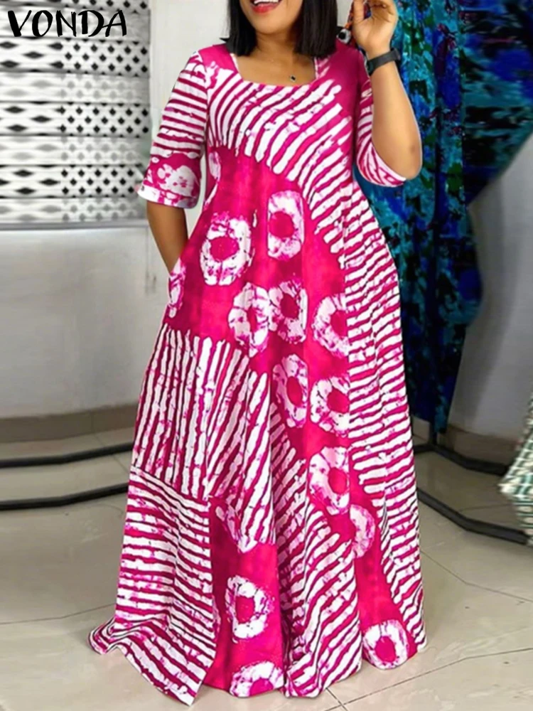 Długa sukienka maxi boho z nadrukiem plus size Amarantowy