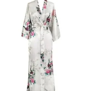 Długi szlafrok kimono z motywem pawia plus size Czarny