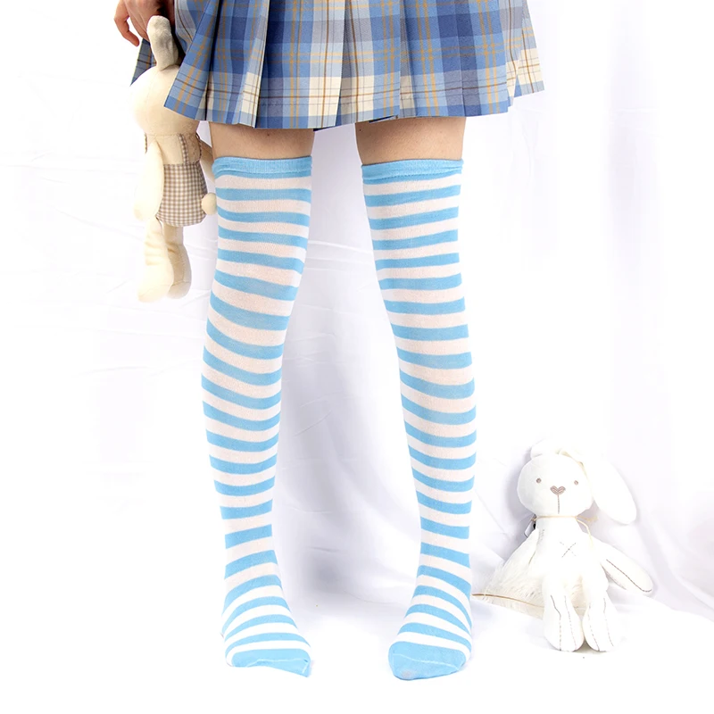 Długie podkolanówki w paski damskie – styl Kawaii Anime, bawełna Zielony