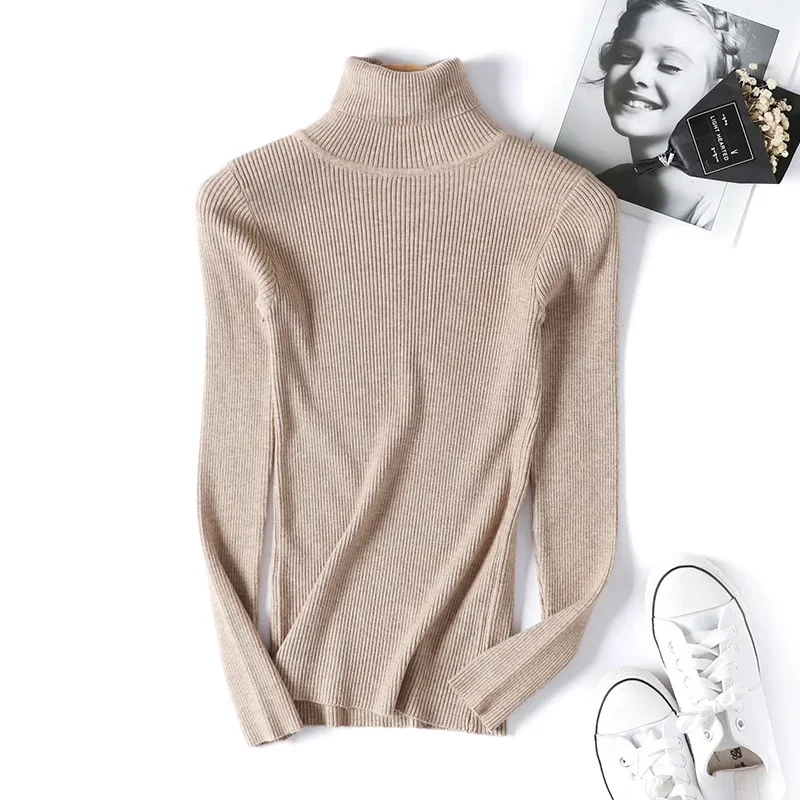 Dopasowany sweter damski z golfem, prążkowana dzianina Khaki