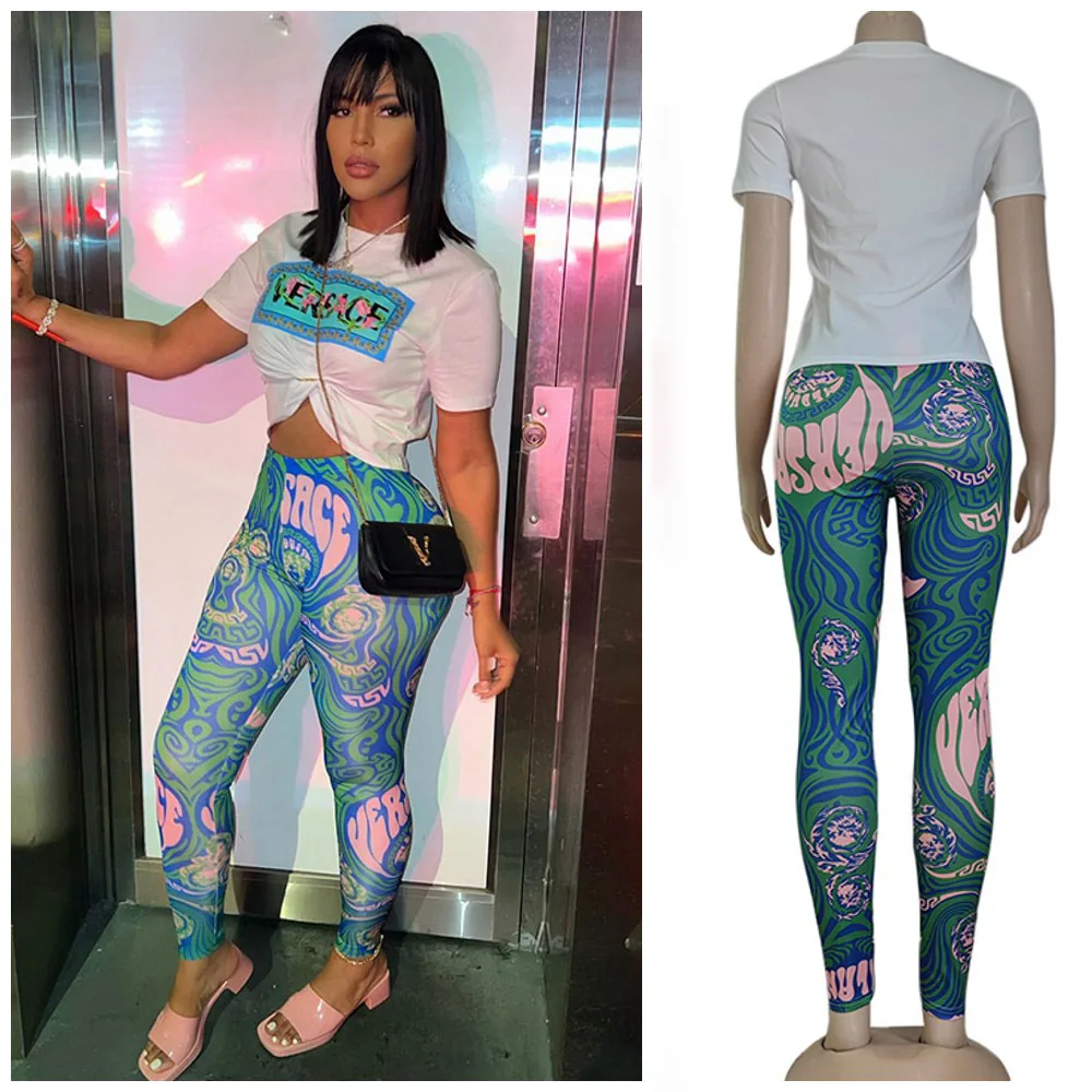 Dwuczęściowy damski komplet crop top i spodnie ołówkowe slim fit Zielony