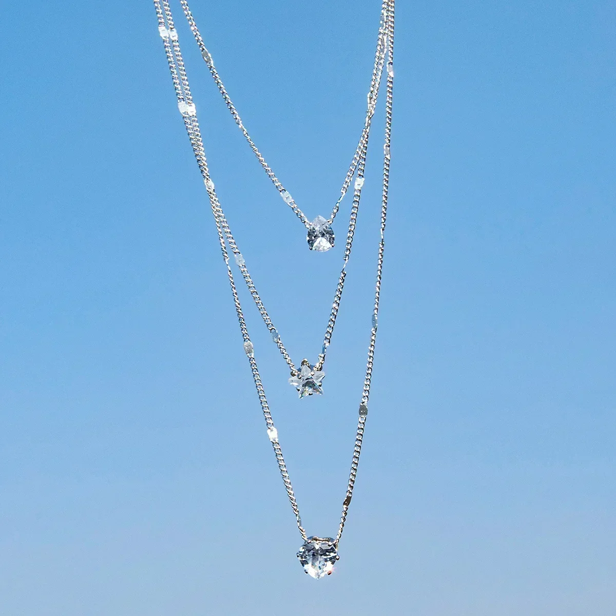Dwuwarstwowy naszyjnik choker z gwiazdą i księżycem Rdza czerwona