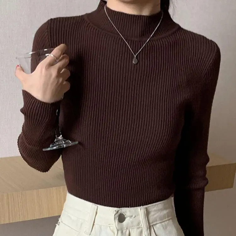 Dzianinowy sweter z dekoltem V w stylu koreańskim, slim fit Brązowy