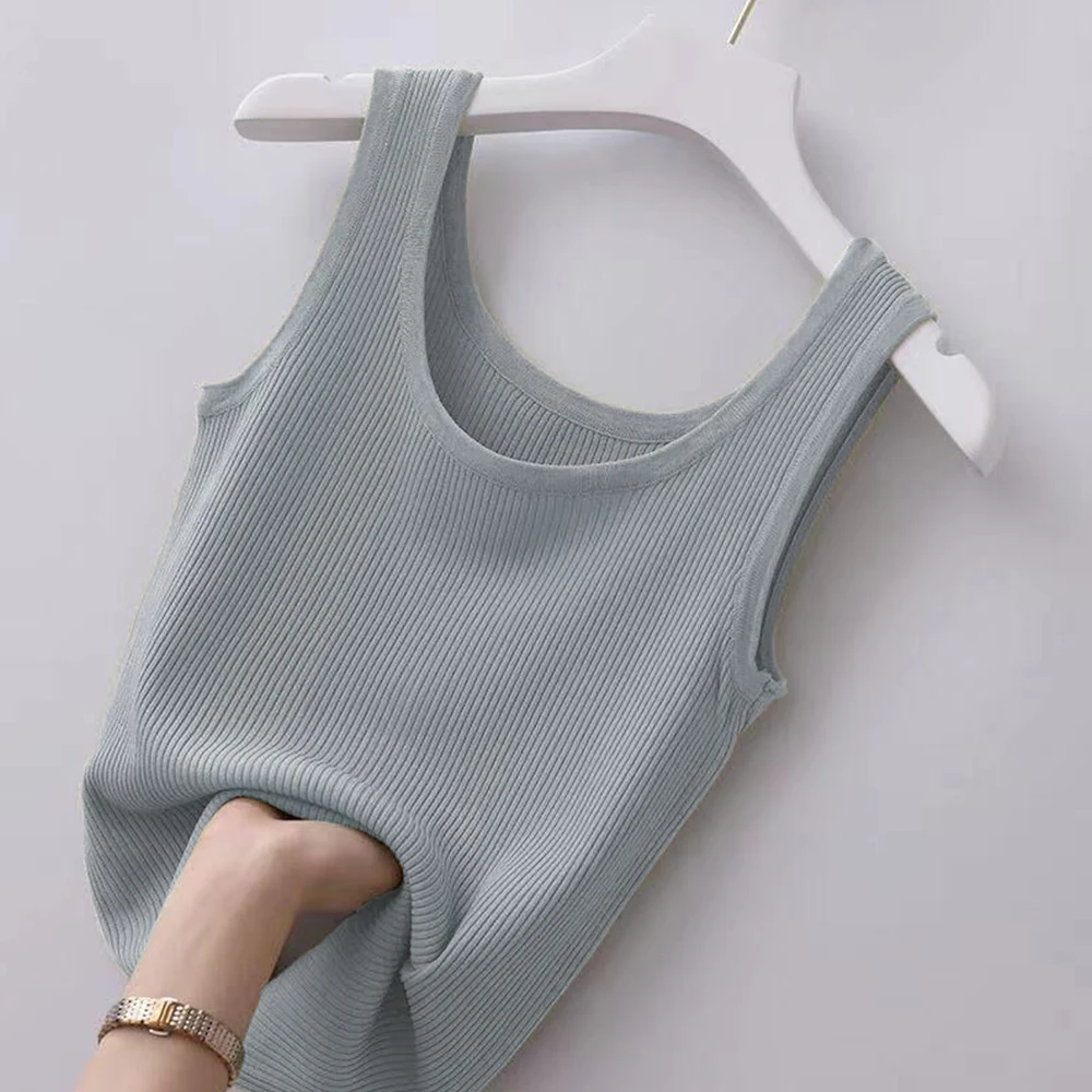 Dzianinowy top damski na ramiączkach crop Szary