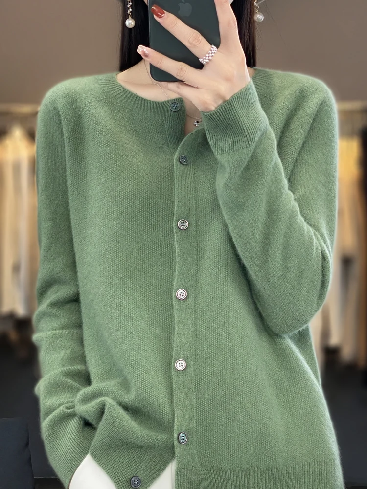 Dziergany sweter z dekoltem okrągłym Zielony
