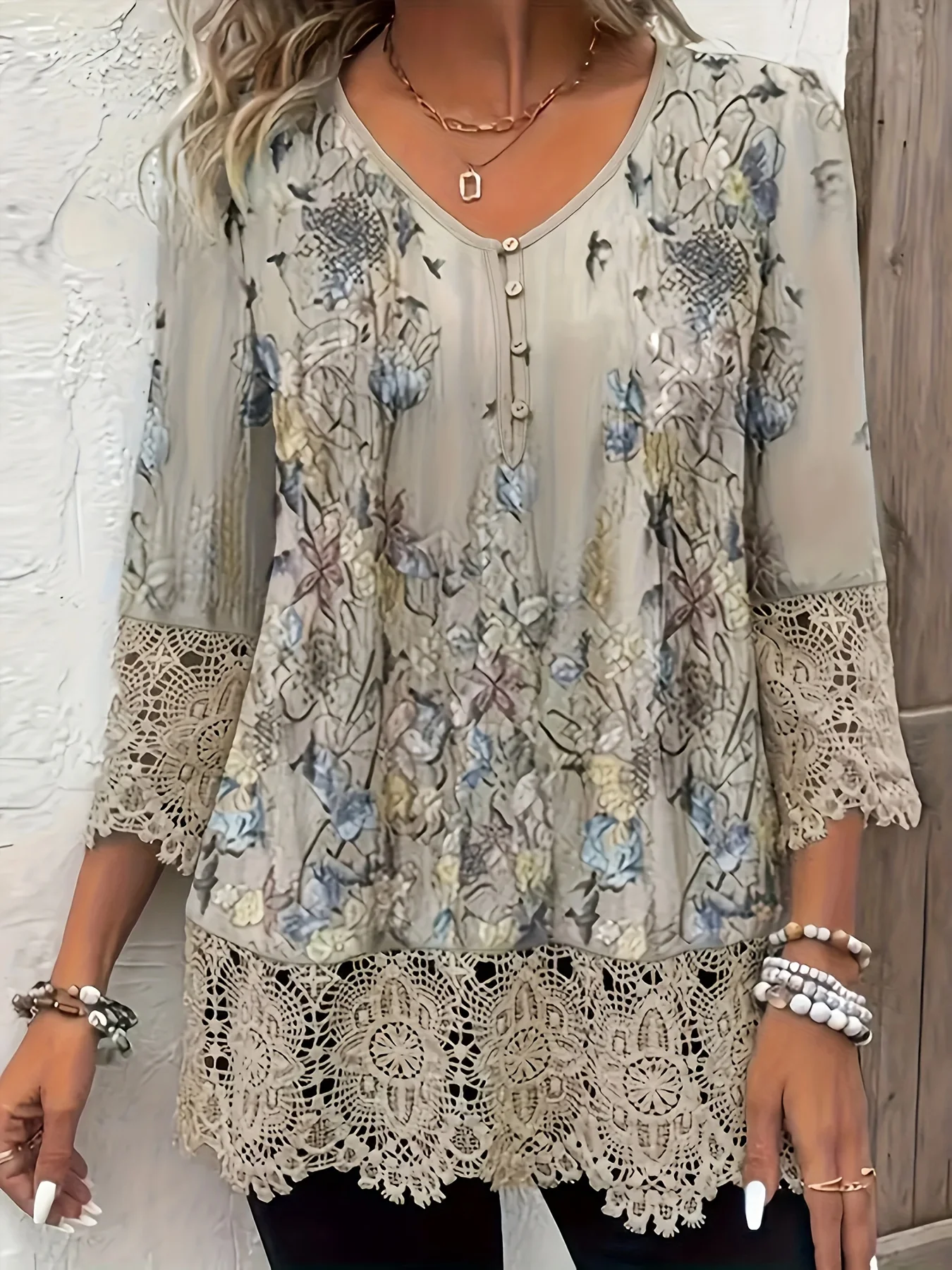 Elegancka luźna koszulka damska plus size z długim rękawem Kora