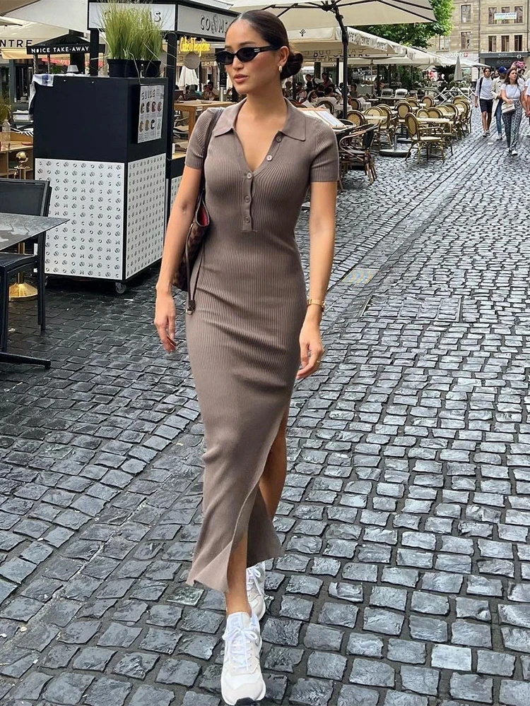 Elegancka sukienka biurowa maxi z kołnierzykiem i guzikami Khaki