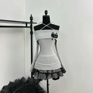 Elegancka sukienka na ramiączkach z koronką w stylu vintage Czarny