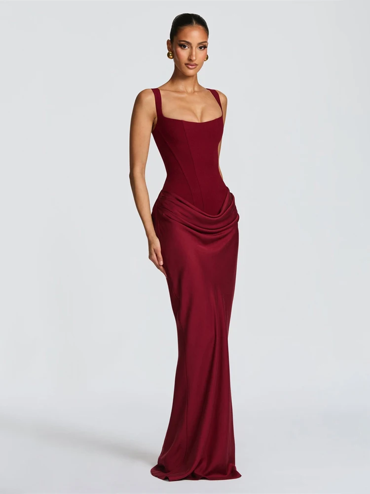 Elegancka suknia maxi bez ramiączek z plisami i rozcięciem Khaki