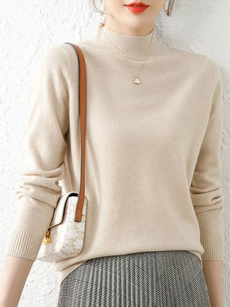 Elegancki dzianinowy sweter z golfem Beżowy