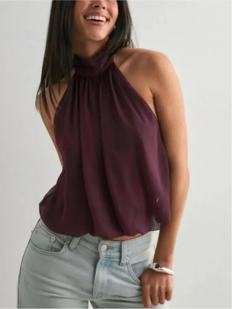 Elegancki top halter z odkrytymi plecami Fioletowy