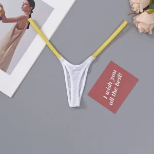 Eleganckie stringi typu T na cienkich ramiączkach Czarny