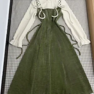 Francuska sukienka midi w stylu vintage w kratę Zielony
