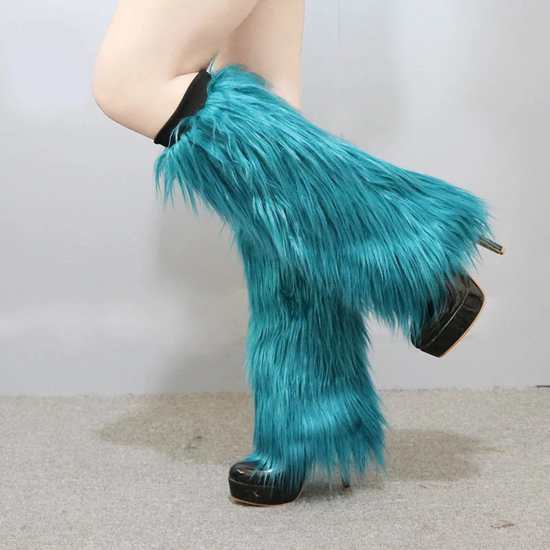 Futrzane getry Goth do kolan — pluszowe osłony na buty Fluffies Niebieski