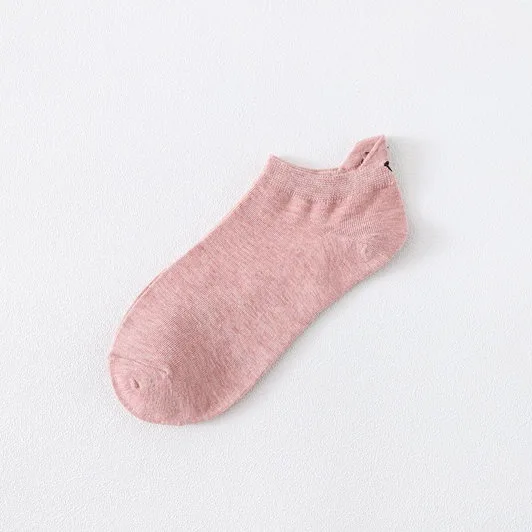 Haftowane skarpetki stopki damskie z uroczym kartoonowym wzorem kawaii Armijna zieleń