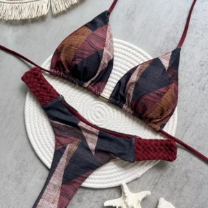 Halter bikini mini stringi z wysokim wycięciem Beżowy