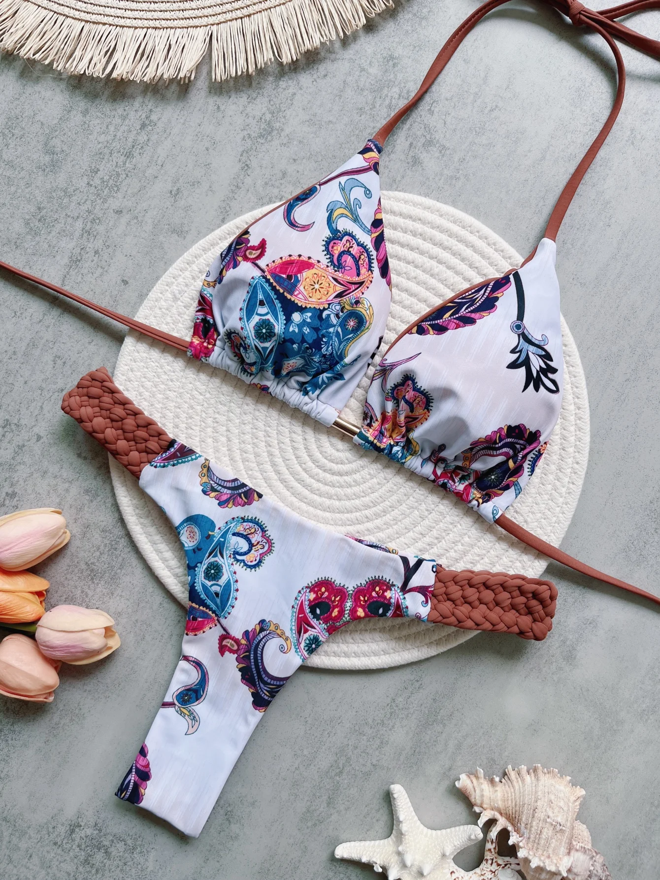 Halter bikini mini stringi z wysokim wycięciem Niebieski